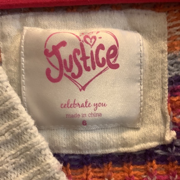 LIKE NEW Girls Sweater AND cute shaw - Picture 6 of 7